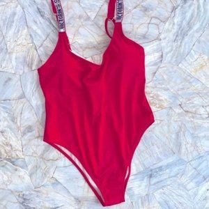 Large VICTORIA'S SECRET Shine Strap Vardia One-piece Red